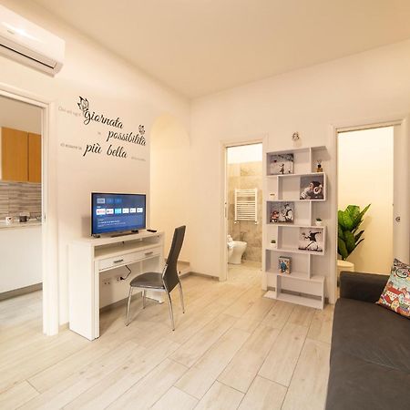 Smart Home - Trilocale Con Parcheggio Privato Rome Extérieur photo